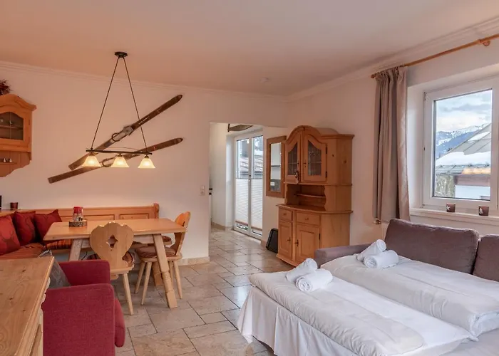 Kitz Thirty Nine Apartment