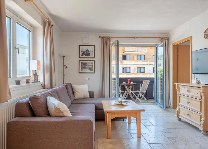 Kitz Thirty Nine Apartment *