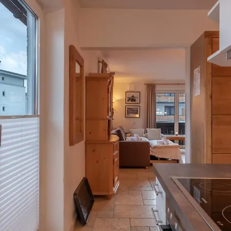 Kitz Thirty Nine Apartment